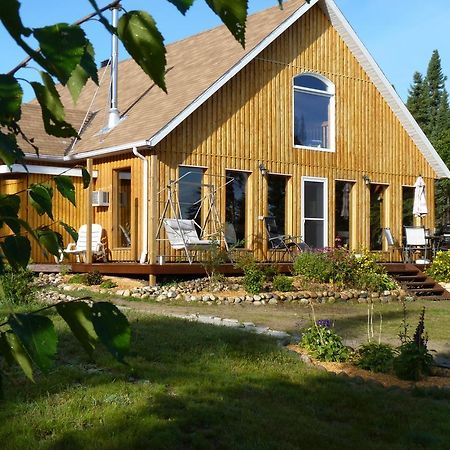 Gite De La Riviere Bed and Breakfast Chibougamau Buitenkant foto